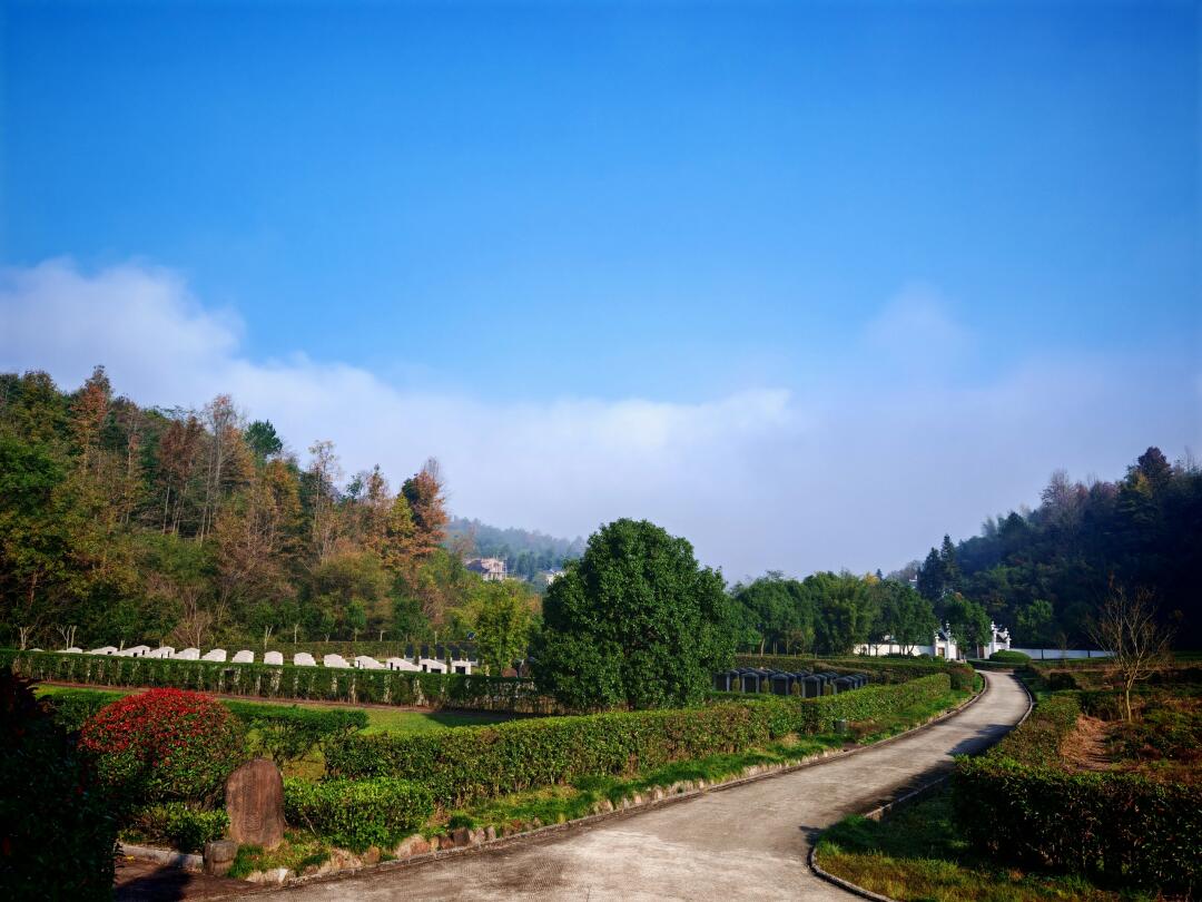 九华山大愿陵园