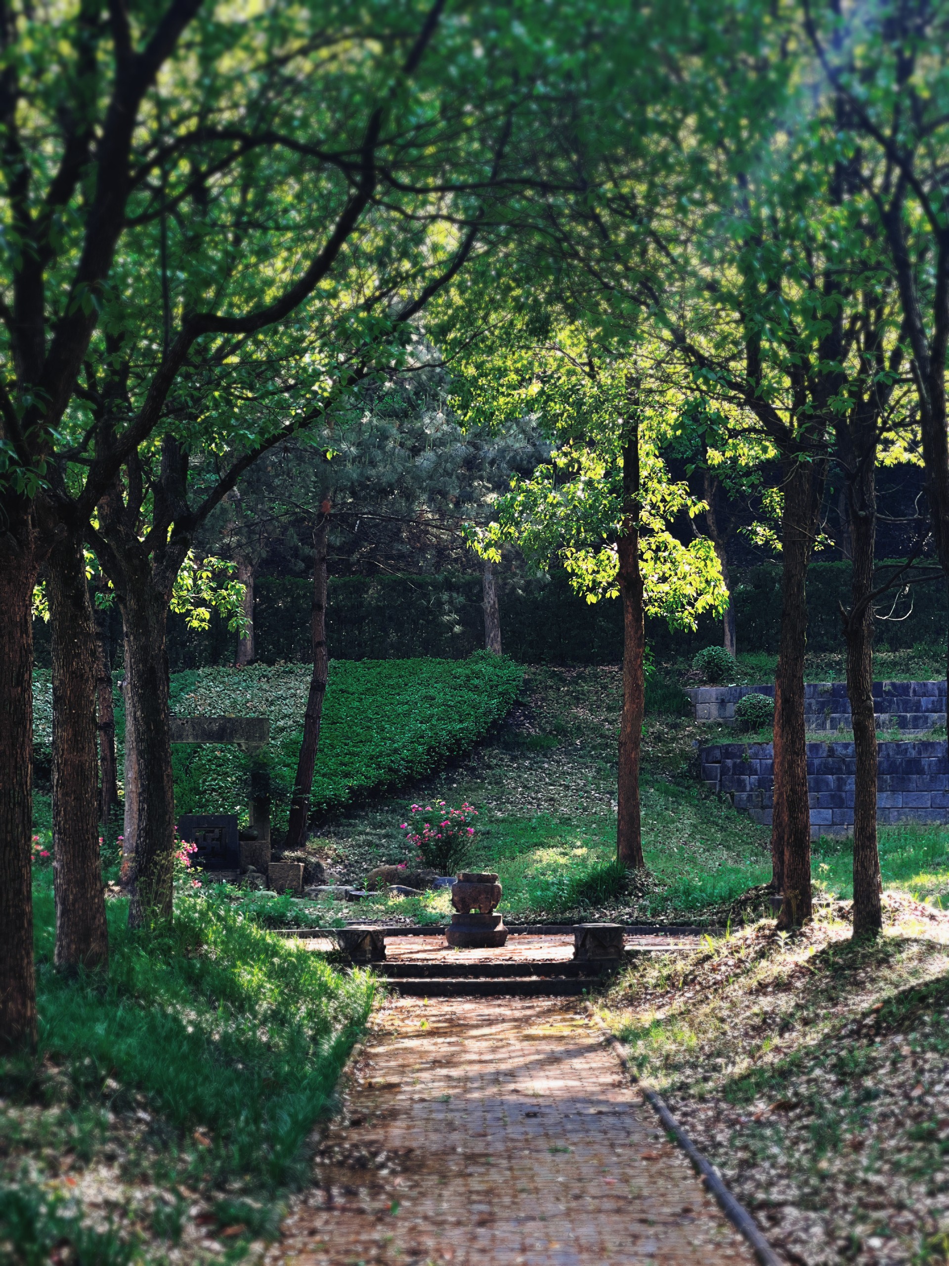 九华山大愿陵园