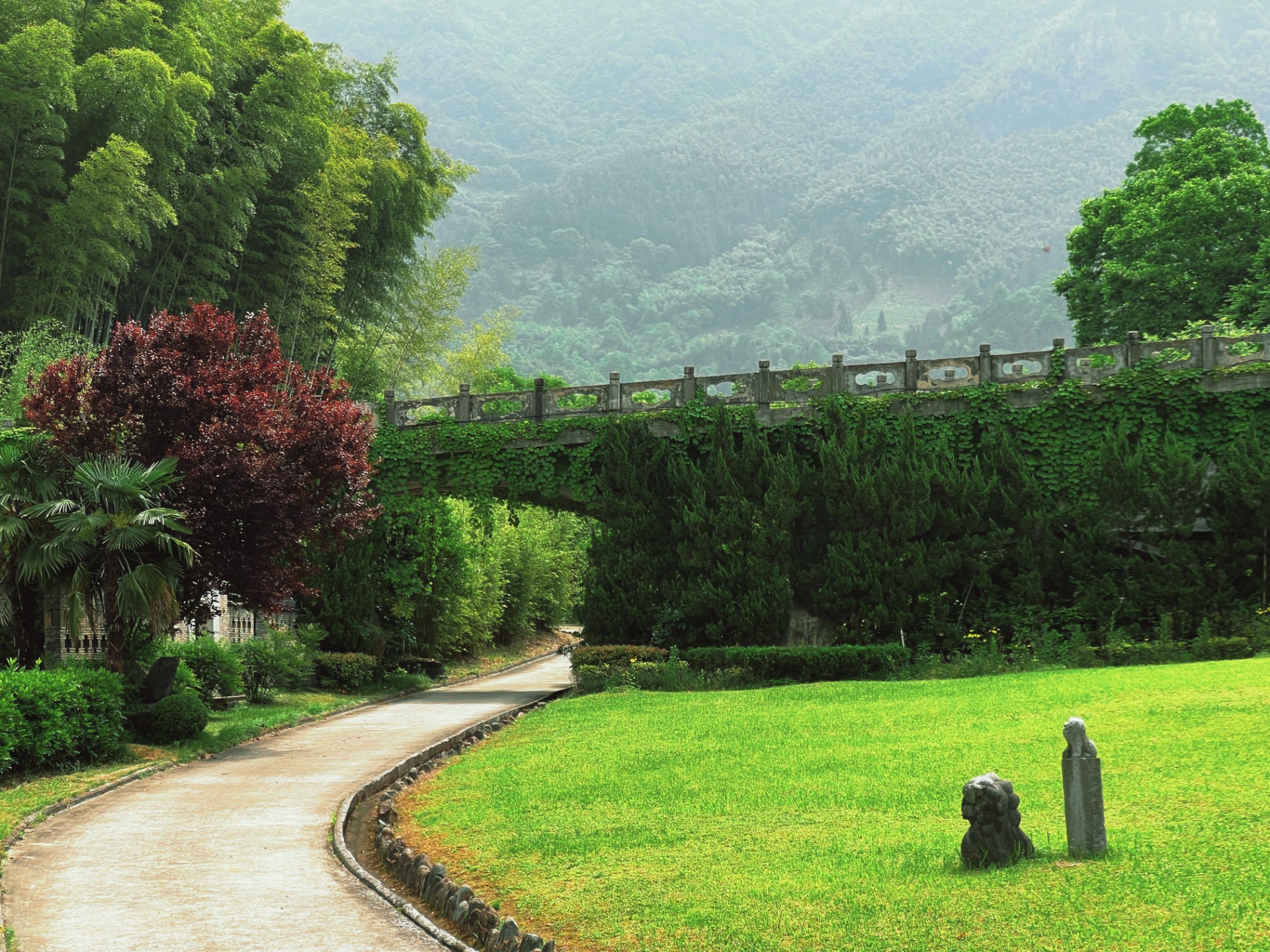 九华山大愿陵园