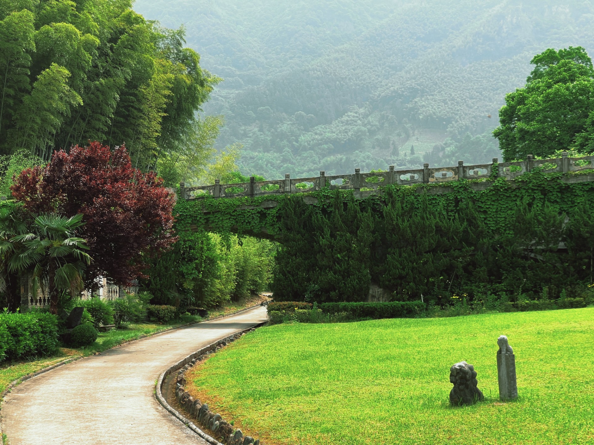 九华山大愿陵园