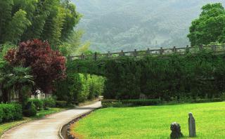 九华山大愿陵园