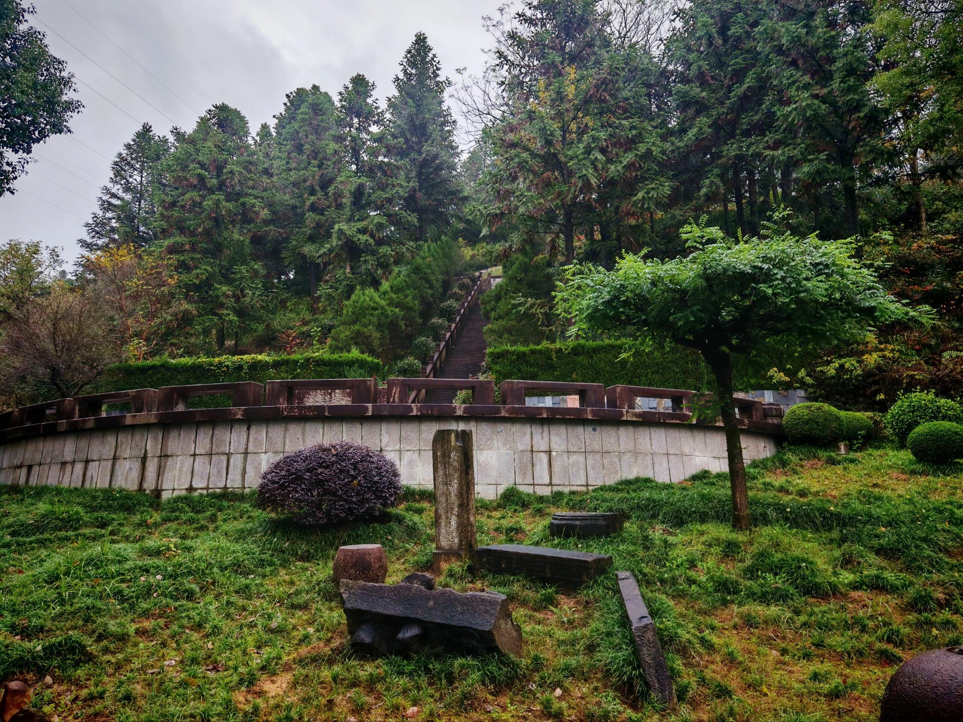 九华山大愿陵园